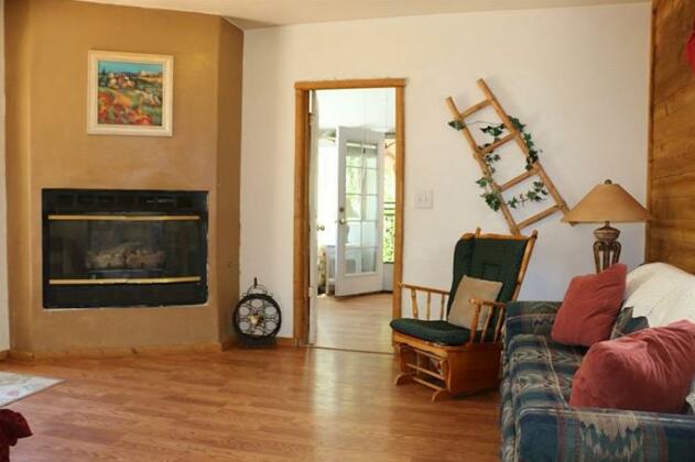 Apple Creek Cottages - Photo4