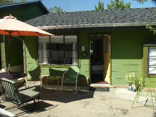 The Motor Lodge - Photo3
