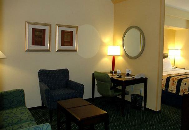 SpringHill Suites Prince Frederick - Photo4