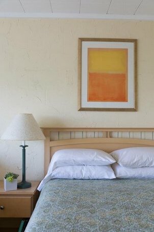 AWOL Hotel - Photo4
