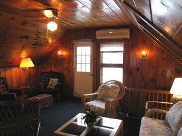Bradford Carriage House & Motel - Photo4