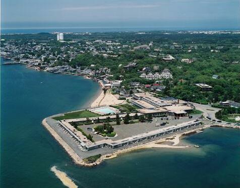 Provincetown Inn - Photo2