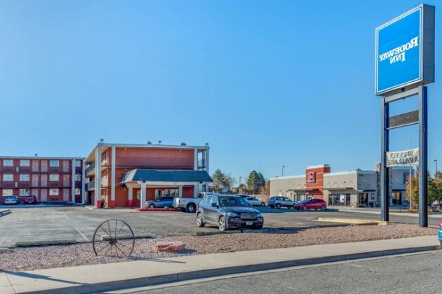 Rodeway Inn Pueblo - Photo2
