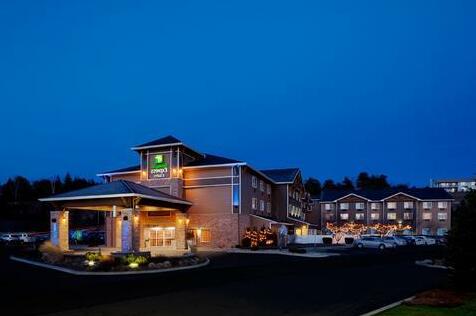 Holiday Inn Express & Suites Pullman - Photo2