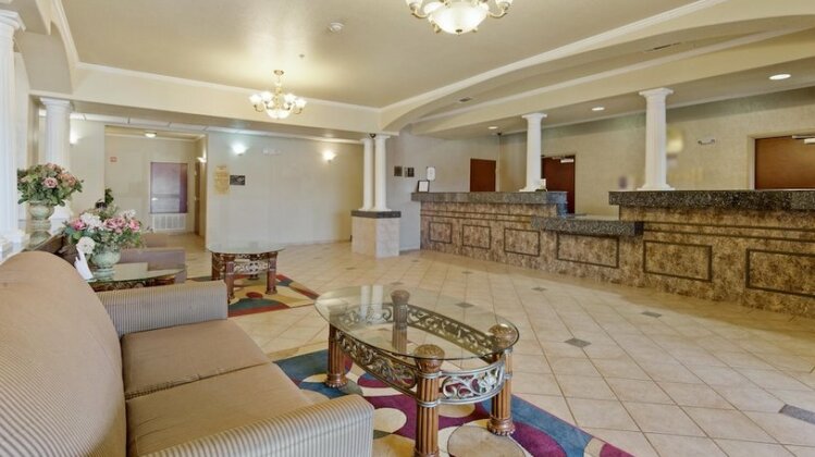 SureStay Plus Hotel by Best Western Quanah - Photo3