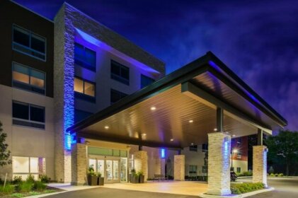 Holiday Inn Express Queensbury-Lake George Area
