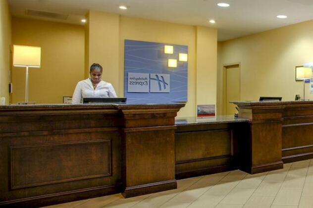 Holiday Inn Express Hotel Raleigh Southwest - Photo2