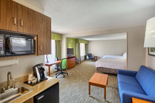 Holiday Inn Express Hotel & Suites Raleigh North - Wake Forest - Photo5