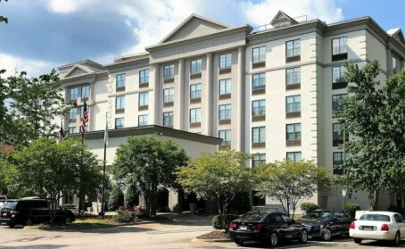 Holiday Inn & Suites Raleigh Cary