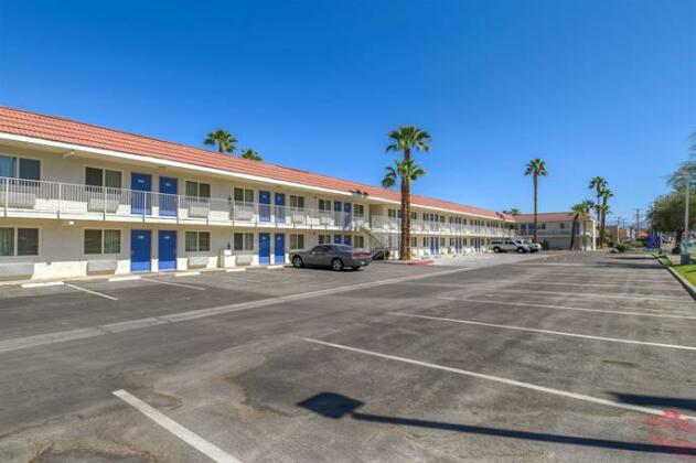 Motel 6 Palm Springs - Rancho Mirage - Photo3