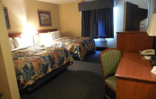 Blue Mountain Inn And Suites - Photo3