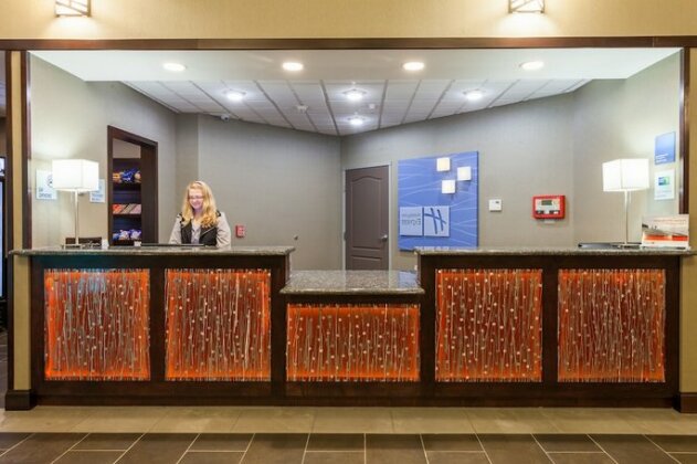 Holiday Inn Express & Suites Rapid City - Photo4