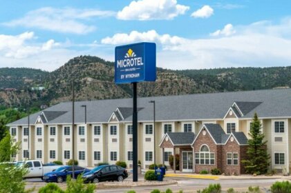 Microtel Inn & Suites Raton