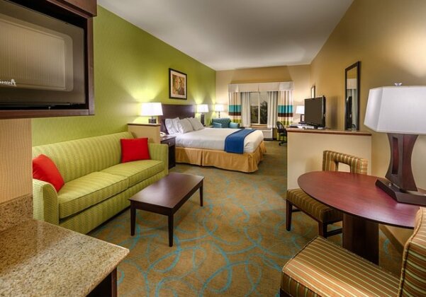 Holiday Inn Express & Suites / Red Bluff - South Redding Area - Photo4