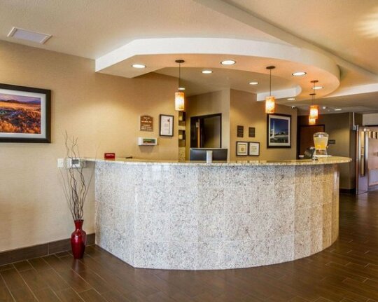 Comfort Suites Redding - Shasta Lake - Photo4
