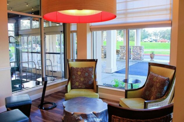 Hilton Garden Inn Redding - Photo5