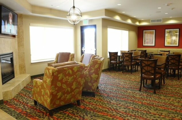 TownePlace Suites Redding - Photo5