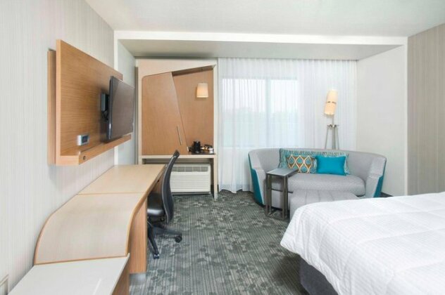 Courtyard by Marriott Redwood City - Photo5