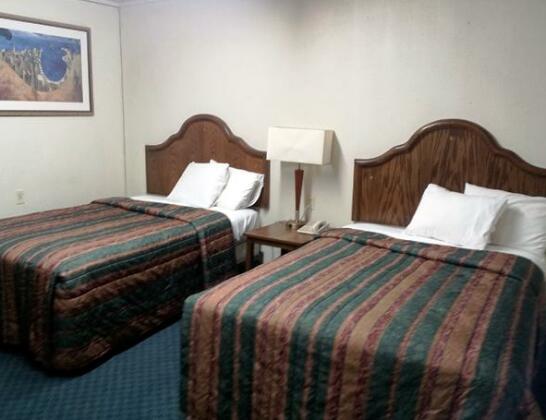 Budget Inn Refugio - Photo5