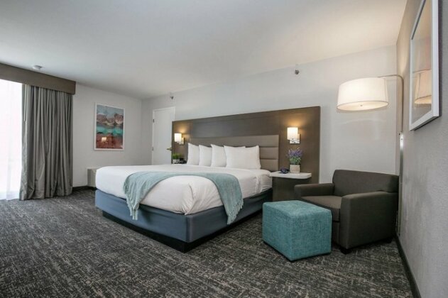Best Western Plus Sparks-Reno Hotel - Photo2