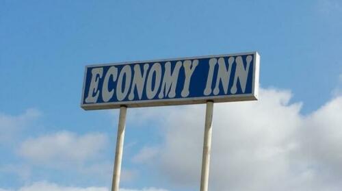 Economy Inn Rensselaer