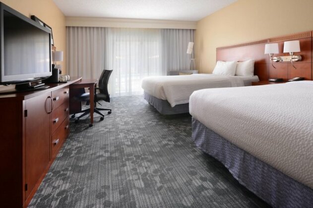 Courtyard by Marriott Dallas Richardson at Spring Valley - Photo5