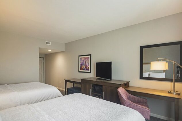 Hampton Inn & Suites-Dallas/Richardson - Photo4