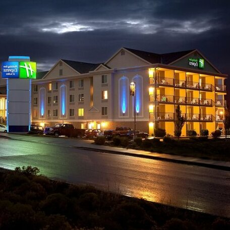 Holiday Inn Express Hotel & Suites Richland - Photo2