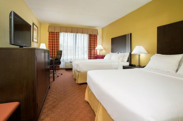 Holiday Inn Express Hotel & Suites Richmond - Photo5
