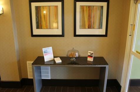 Holiday Inn Express & Suites Ripley - Photo3