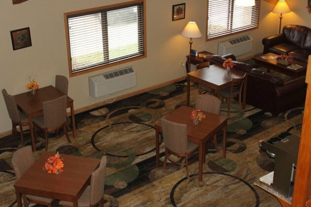 Boarders Inn and Suites by Cobblestone Hotels - Ripon - Photo4