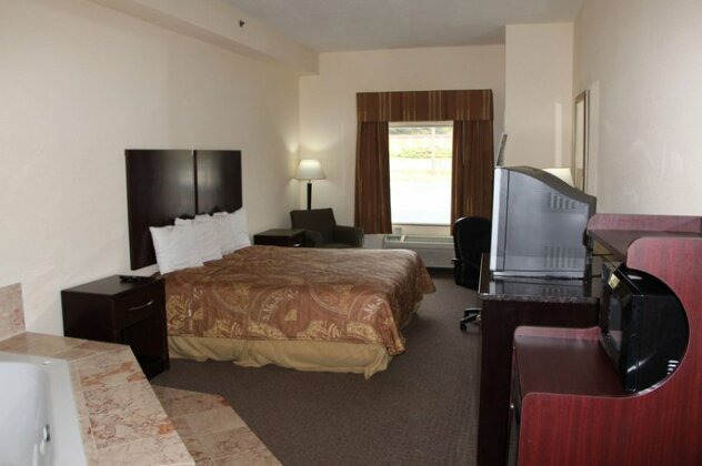 Jameson Inn and Suites Riverdale - Photo5