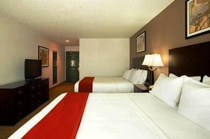 Holiday Inn Express Hotel & Suites Chicago-Deerfield/Lincolnshire - Photo2