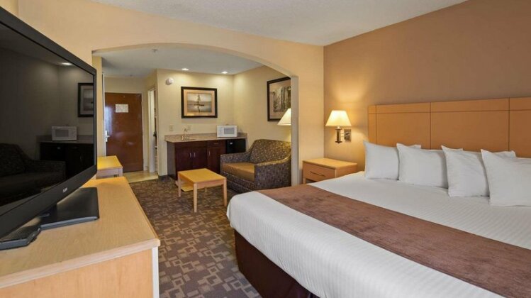 SureStay Plus Hotel By Best Western Roanoke Rapids - Photo2