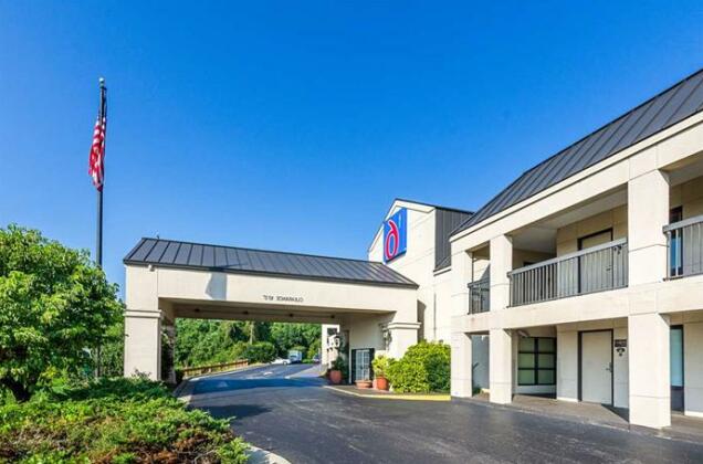 Motel 6 Roanoke VA - Photo3