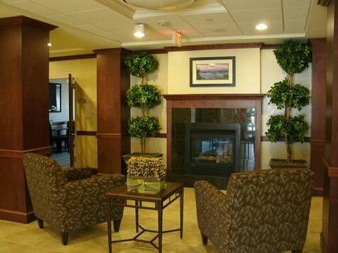 Holiday Inn Express Hotel & Suites Rochester - Photo5
