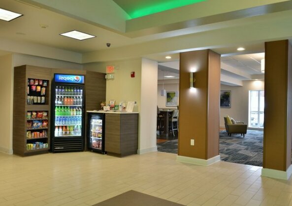 Holiday Inn Hotel & Suites Rochester - Marketplace - Photo3