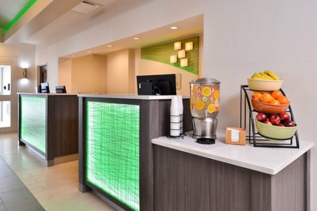 Holiday Inn Hotel & Suites Rochester - Marketplace - Photo5