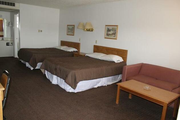 Country West Motel of Rock Springs - Photo5