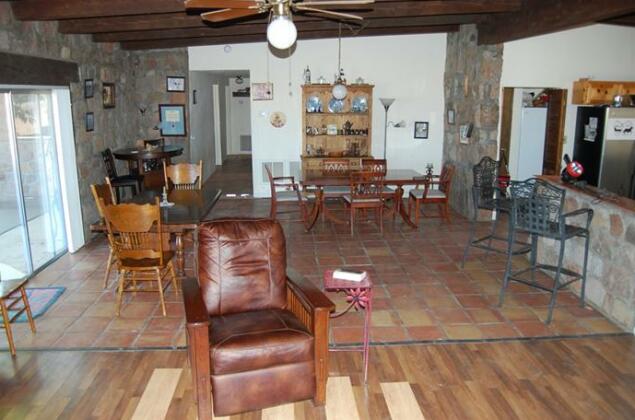 DD Gamble Guest Lodge and Ranch - Photo5