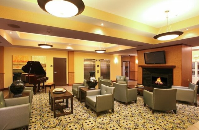 Holiday Inn and Suites Rogers at Pinnacle Hills - Photo5