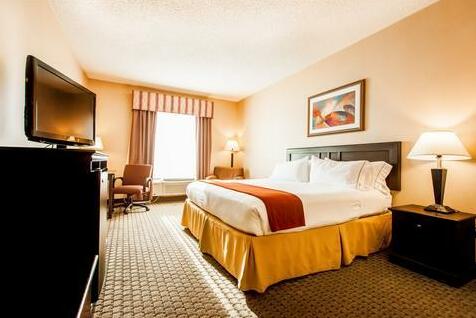 Holiday Inn Express Hotel & Suites Roseville - Galleria Area - Photo5