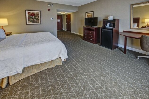 Hampton Inn & Suites Toledo-Perrysburg - Photo5
