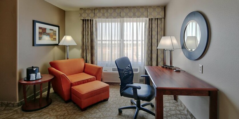 Holiday Inn Roswell - Photo5