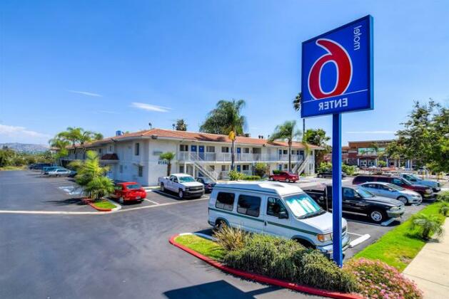 Motel 6 Los Angeles - Rowland Heights - Photo2