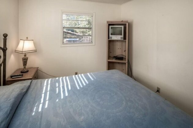 101 Sierra Mountain Cabin - Three Bedroom - Photo4