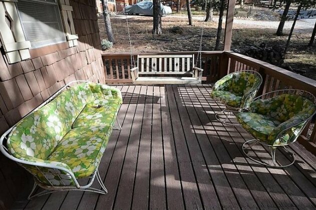 Aztex Retreat - Three Bedroom - Photo2