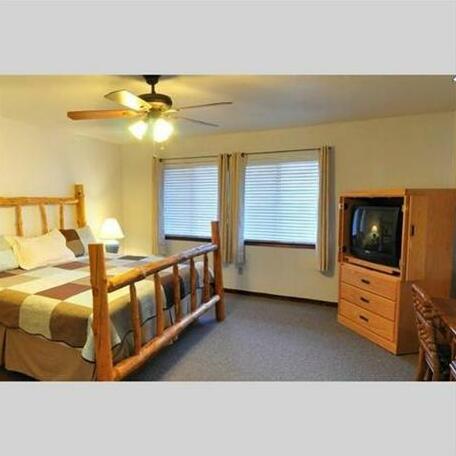 High Sierra Condominiums - Photo5