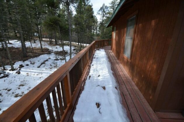 Rocky Top - Two Bedroom Cabin - Photo4