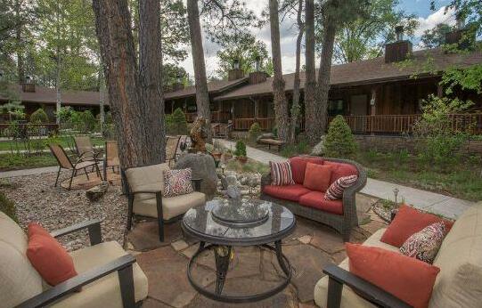 Shadow Mountain Lodge and Cabins - Photo5